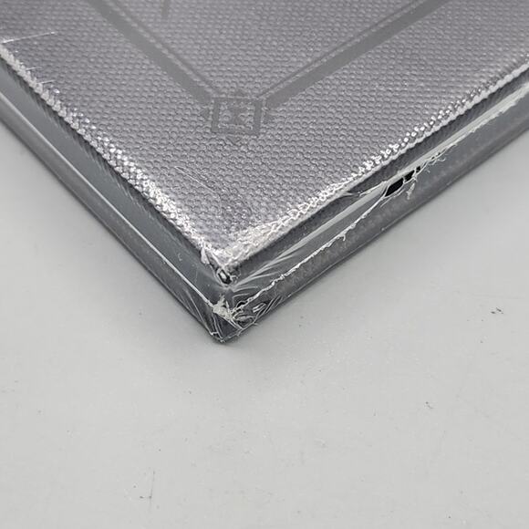 Blizzard Entertainment 2018 The Blizzcon Book A Celebration of Our Community NEW - Picture 7 of 10